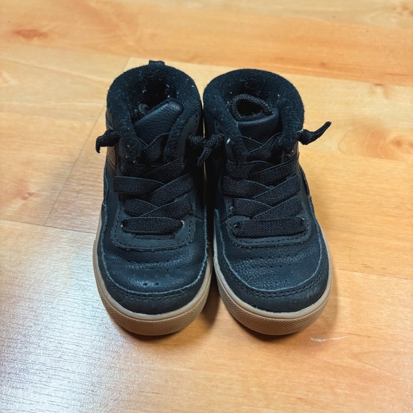 OshKosh Black Munir Tug & Go High Top Sneakers Toddler Size 6 - Picture 6 of 9